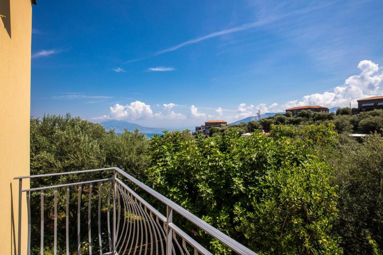 Chez Carme' Apartamento Sorrento Exterior foto